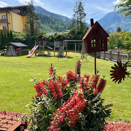 Frauenmantel Mit Extra Doppelzimmer Apartamento